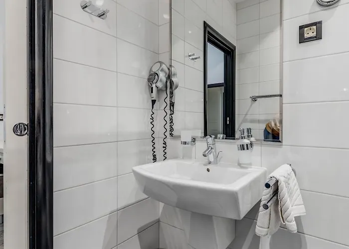 Tango Luxury 4* Split